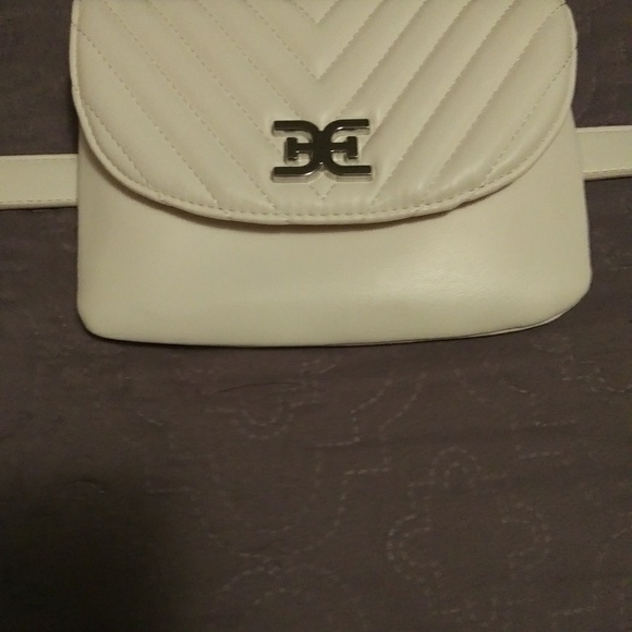 Sam Edelman - Picture 2 of 6